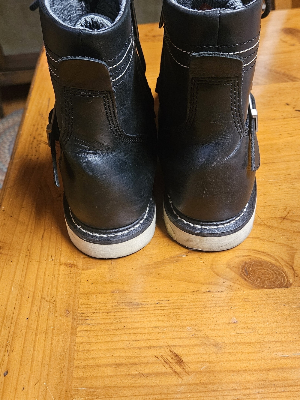 Harley-Davidson Darton Womens Black Leather Lace-Up Riding Boots with White Sole - Picture 3 of 5
